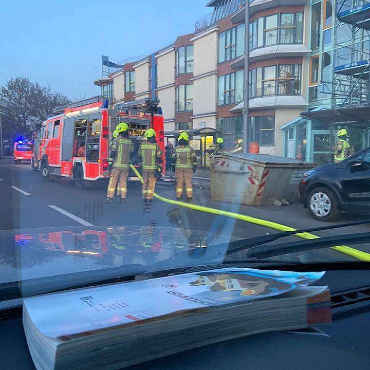 Feuerwehreinsatz wegen brennender Mülltonne