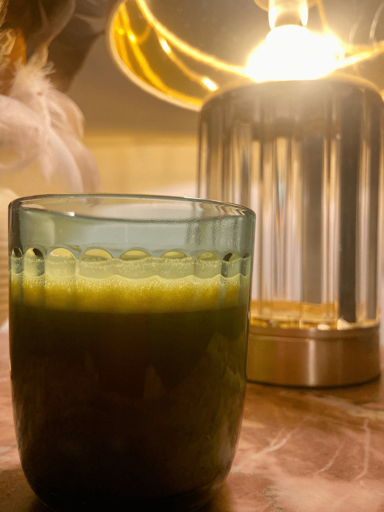 12. Goldene Milch