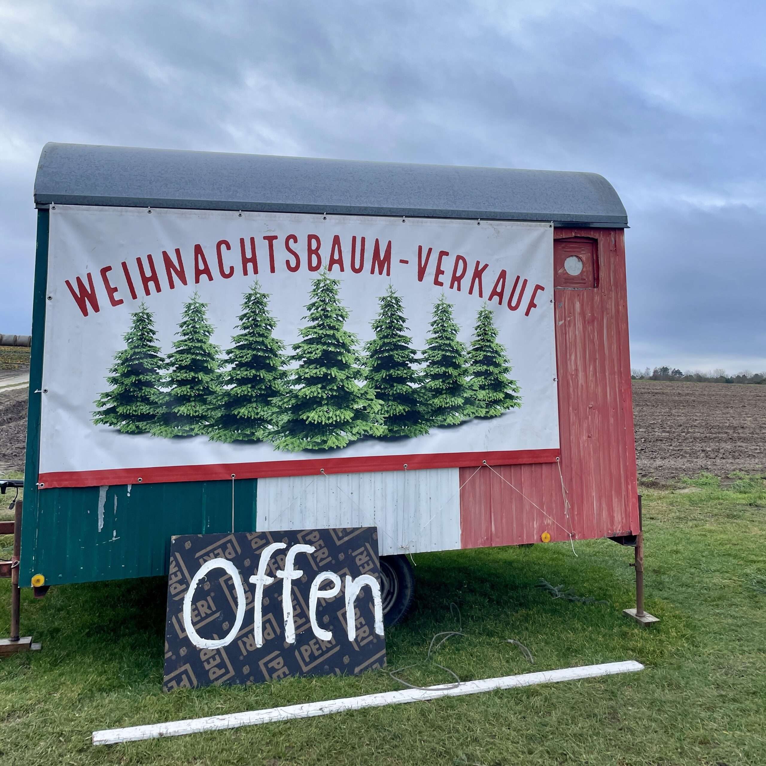 Weihnachtsbaumverkauf offen